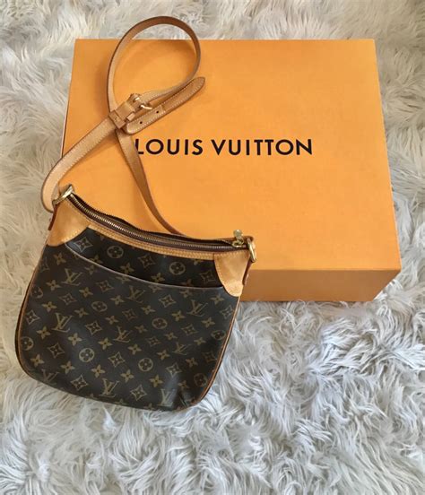 louis vuitton bag consignment